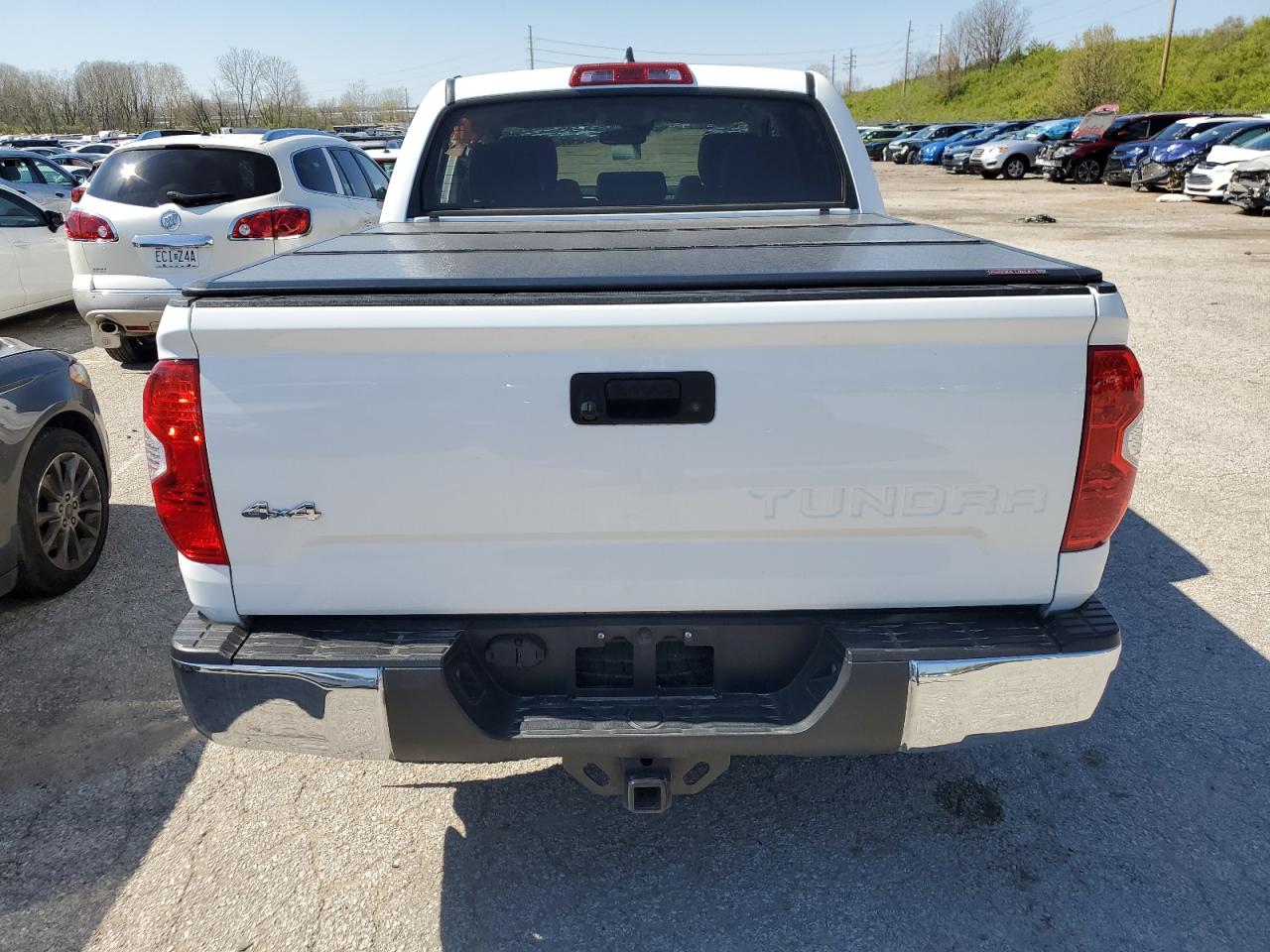 Photo 5 VIN: 5TFHY5F11LX928811 - TOYOTA TUNDRA 