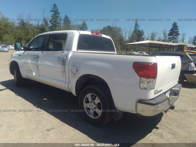 Photo 2 VIN: 5TFHY5F12CX250120 - TOYOTA TUNDRA 4WD TRUCK 