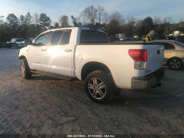 Photo 2 VIN: 5TFHY5F12DX285371 - TOYOTA TUNDRA 4WD TRUCK 