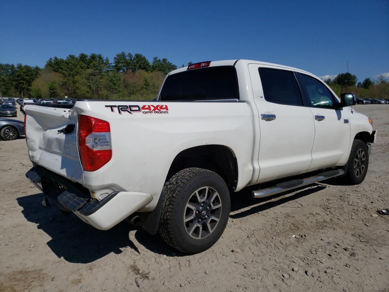 Photo 2 VIN: 5TFHY5F12GX499457 - TOYOTA TUNDRA 