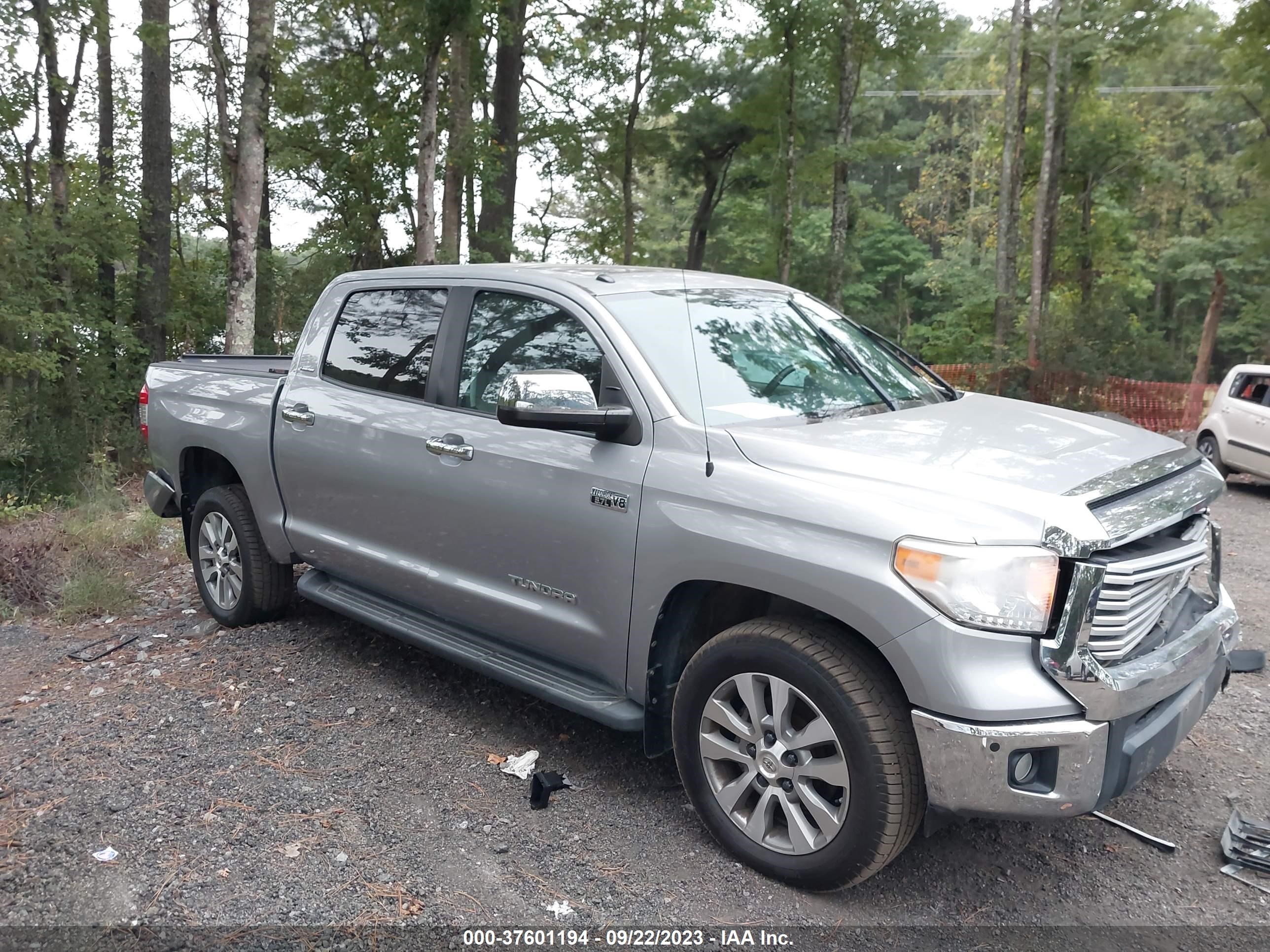 Photo 0 VIN: 5TFHY5F12GX501725 - TOYOTA TUNDRA 