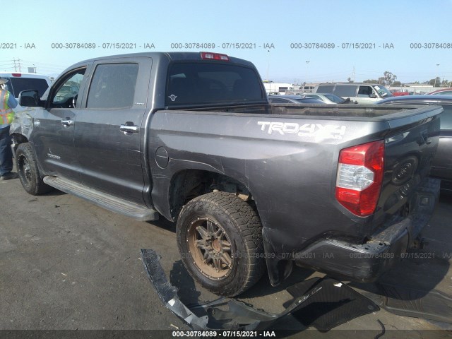 Photo 2 VIN: 5TFHY5F12GX572651 - TOYOTA TUNDRA 4WD TRUCK 