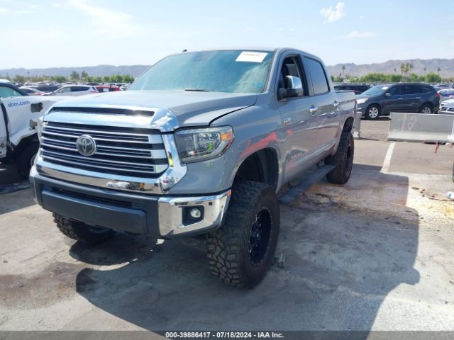 Photo 1 VIN: 5TFHY5F12JX726976 - TOYOTA TUNDRA 