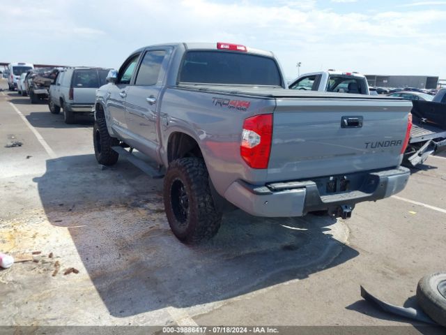 Photo 2 VIN: 5TFHY5F12JX726976 - TOYOTA TUNDRA 