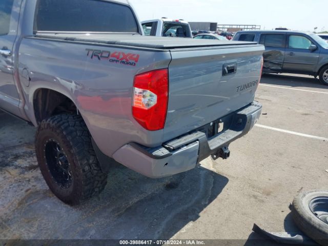 Photo 5 VIN: 5TFHY5F12JX726976 - TOYOTA TUNDRA 