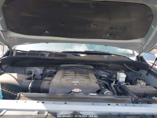 Photo 9 VIN: 5TFHY5F12JX726976 - TOYOTA TUNDRA 