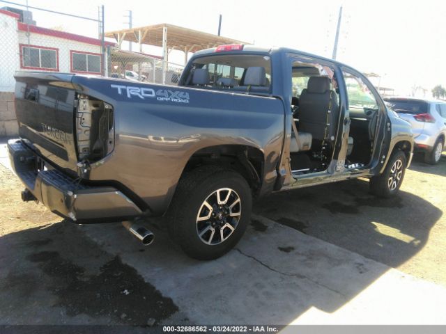 Photo 3 VIN: 5TFHY5F12JX760500 - TOYOTA TUNDRA 4WD 