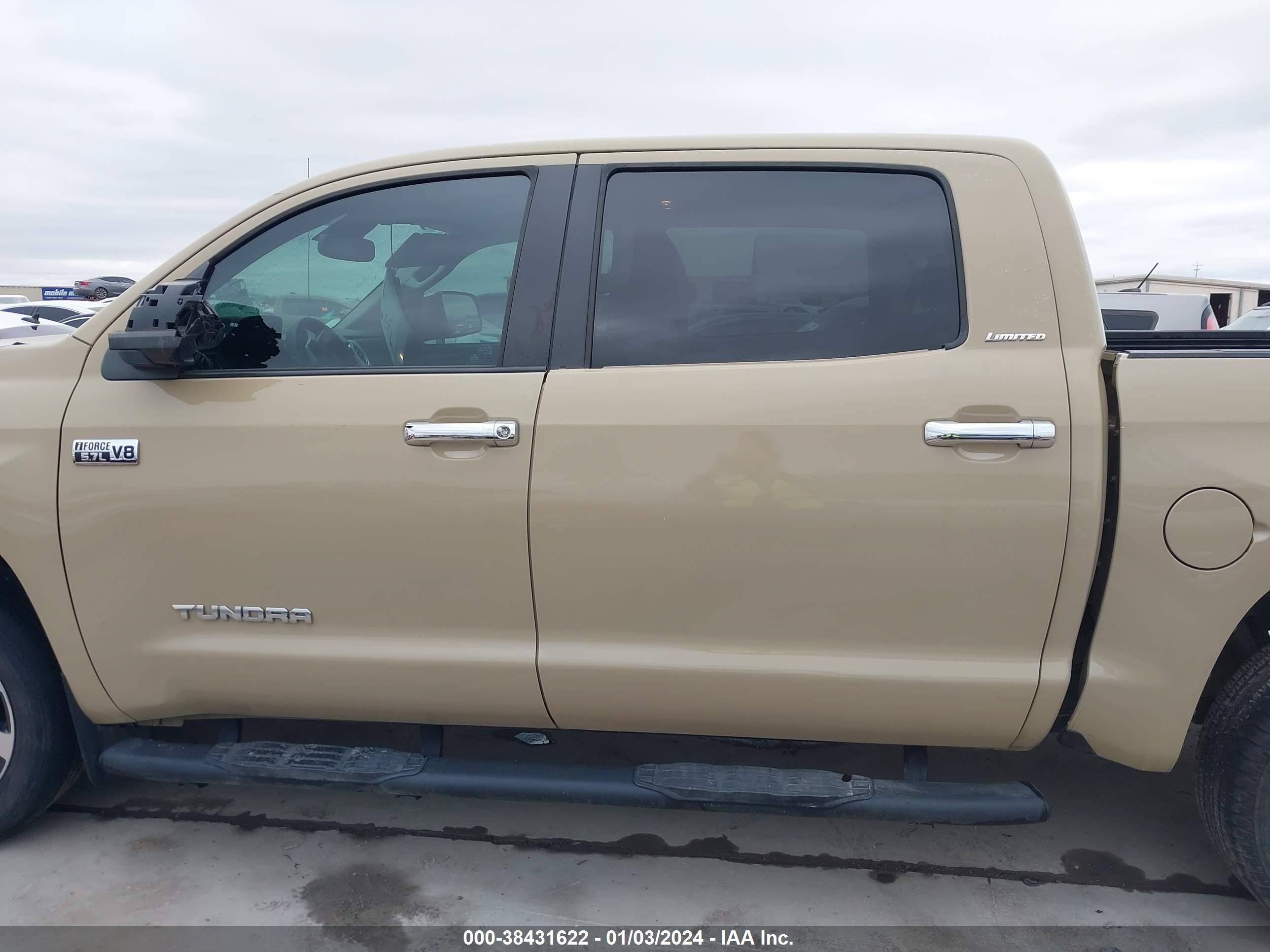 Photo 13 VIN: 5TFHY5F12KX821295 - TOYOTA TUNDRA 