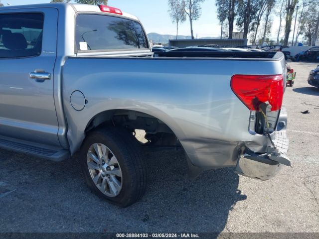 Photo 5 VIN: 5TFHY5F13DX283287 - TOYOTA TUNDRA 