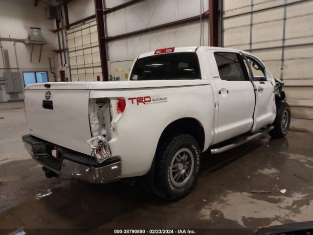 Photo 3 VIN: 5TFHY5F13DX297609 - TOYOTA TUNDRA 