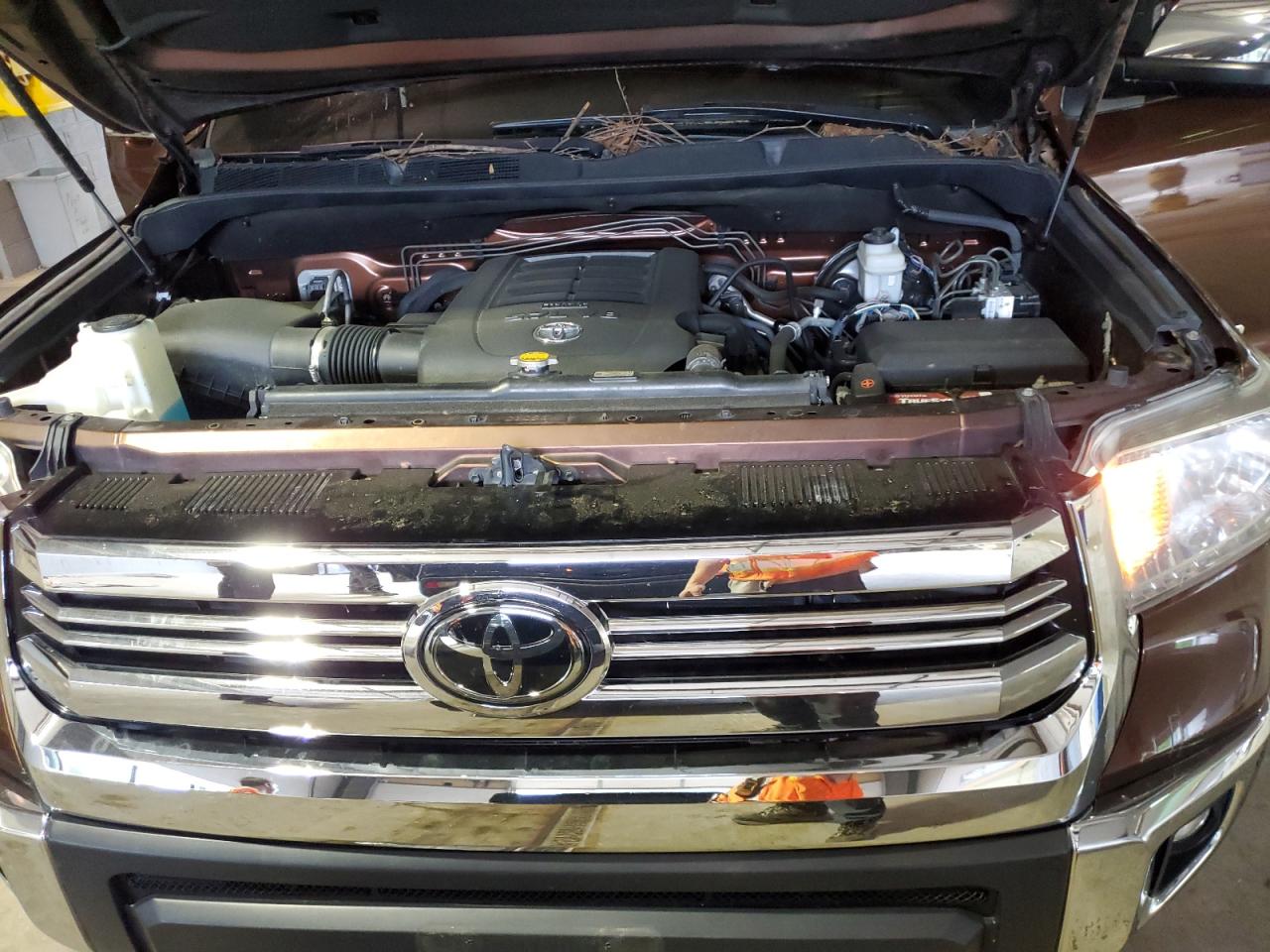 Photo 10 VIN: 5TFHY5F13FX423793 - TOYOTA TUNDRA 