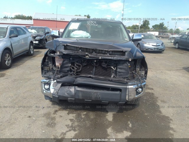 Photo 5 VIN: 5TFHY5F13HX645737 - TOYOTA TUNDRA 4WD 