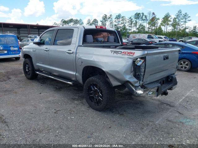 Photo 2 VIN: 5TFHY5F13KX848778 - TOYOTA TUNDRA 