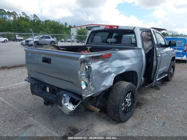 Photo 3 VIN: 5TFHY5F13KX848778 - TOYOTA TUNDRA 