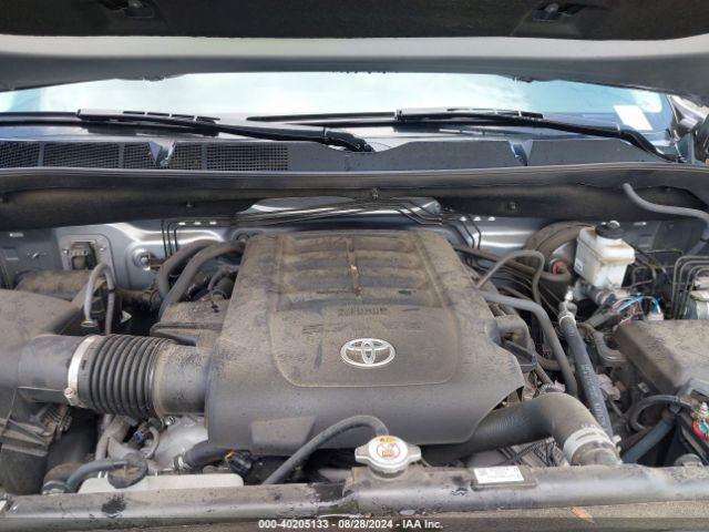 Photo 9 VIN: 5TFHY5F13KX848778 - TOYOTA TUNDRA 