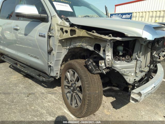 Photo 5 VIN: 5TFHY5F13LX891583 - TOYOTA TUNDRA 4WD 