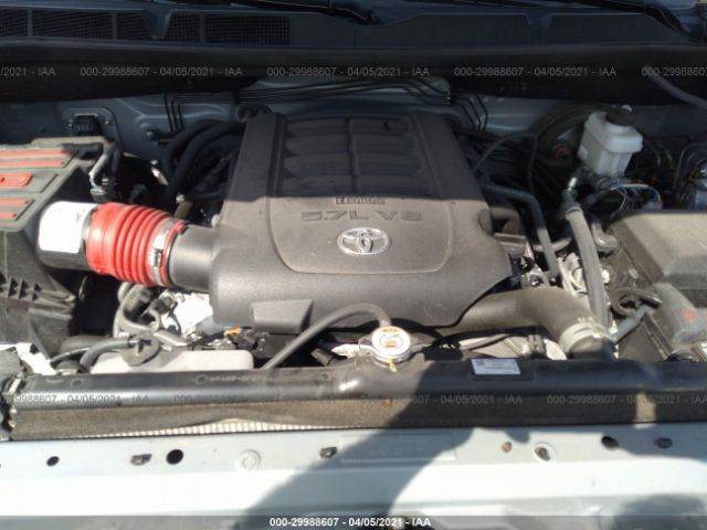 Photo 9 VIN: 5TFHY5F13LX891583 - TOYOTA TUNDRA 4WD 