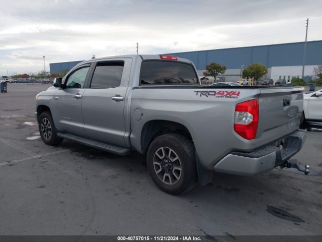 Photo 2 VIN: 5TFHY5F14HX652776 - TOYOTA TUNDRA 