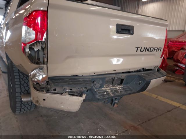 Photo 5 VIN: 5TFHY5F14JX712156 - TOYOTA TUNDRA 