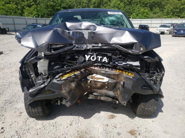 Photo 8 VIN: 5TFHY5F14JX713551 - TOYOTA TUNDRA CRE 