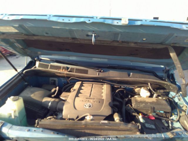 Photo 9 VIN: 5TFHY5F14KX795640 - TOYOTA TUNDRA 4WD 