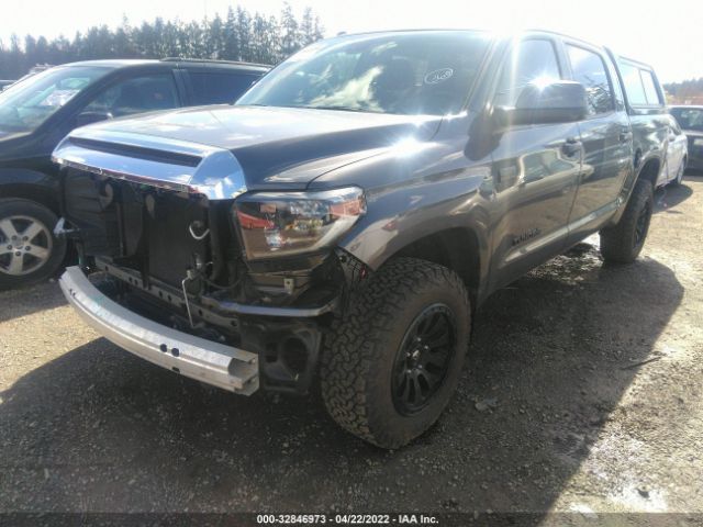 Photo 1 VIN: 5TFHY5F14KX843041 - TOYOTA TUNDRA 4WD 