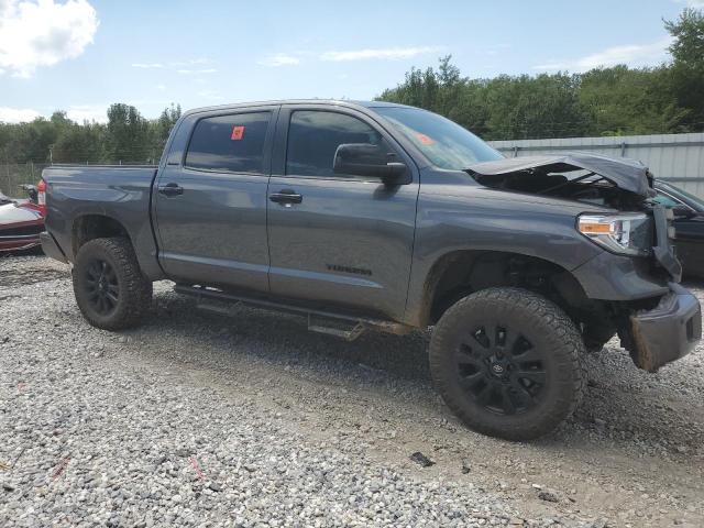 Photo 3 VIN: 5TFHY5F14MX029314 - TOYOTA TUNDRA CRE 