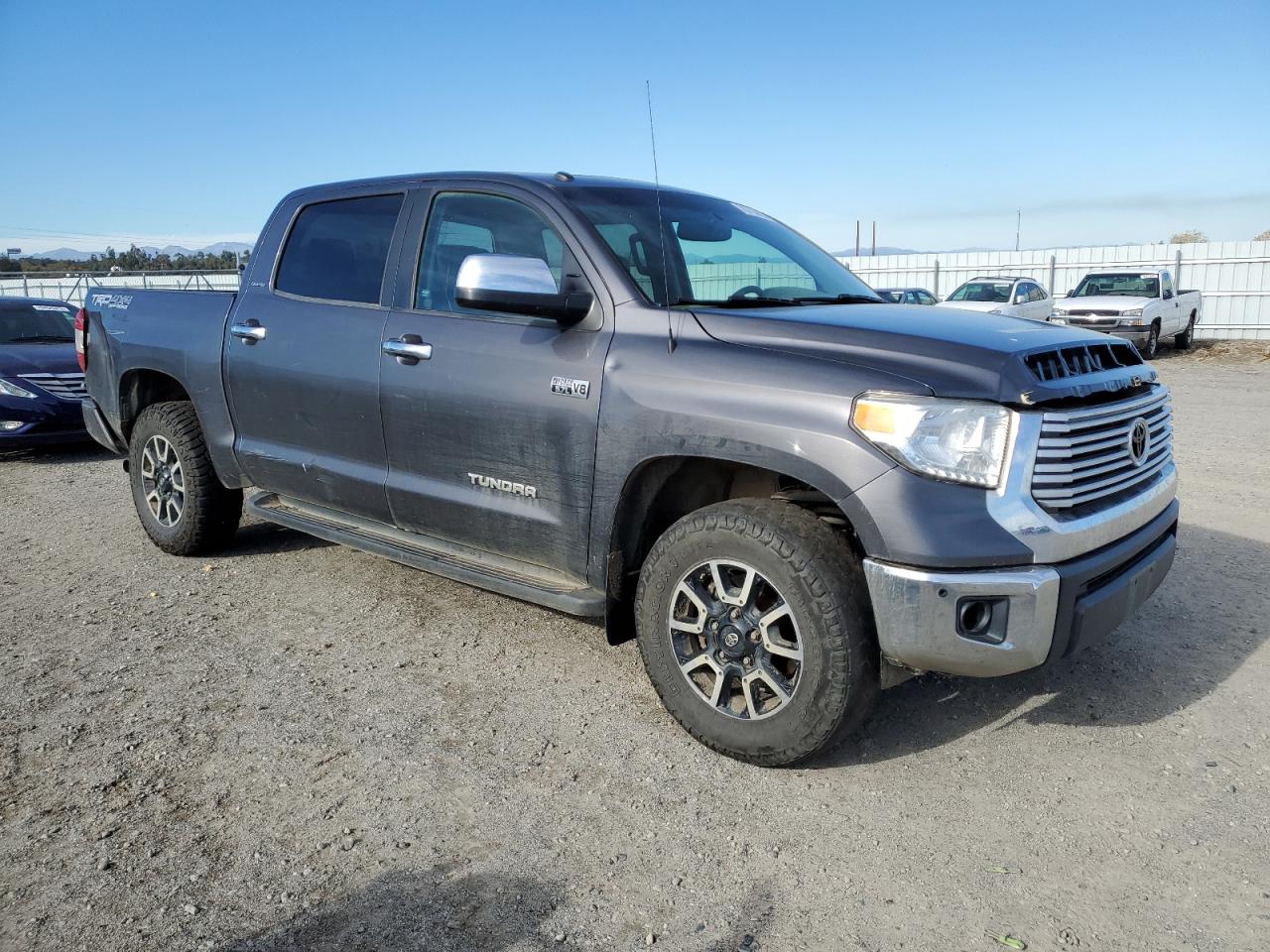 Photo 3 VIN: 5TFHY5F15GX537036 - TOYOTA TUNDRA 