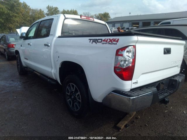 Photo 2 VIN: 5TFHY5F15KX803034 - TOYOTA TUNDRA 4WD 