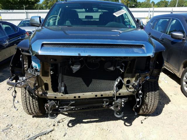 Photo 8 VIN: 5TFHY5F16KX843056 - TOYOTA TUNDRA CRE 