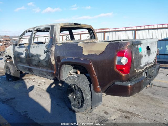 Photo 2 VIN: 5TFHY5F17FX447613 - TOYOTA TUNDRA 