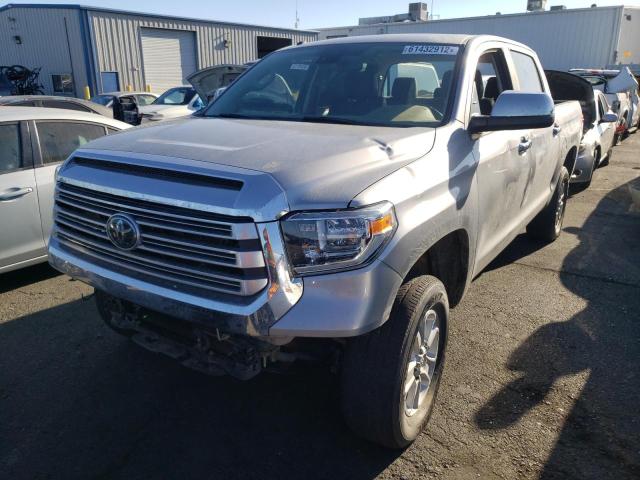 Photo 1 VIN: 5TFHY5F17JX754403 - TOYOTA TUNDRA CRE 