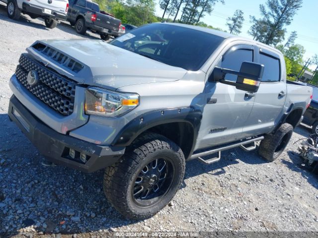 Photo 1 VIN: 5TFHY5F17KX808901 - TOYOTA TUNDRA 