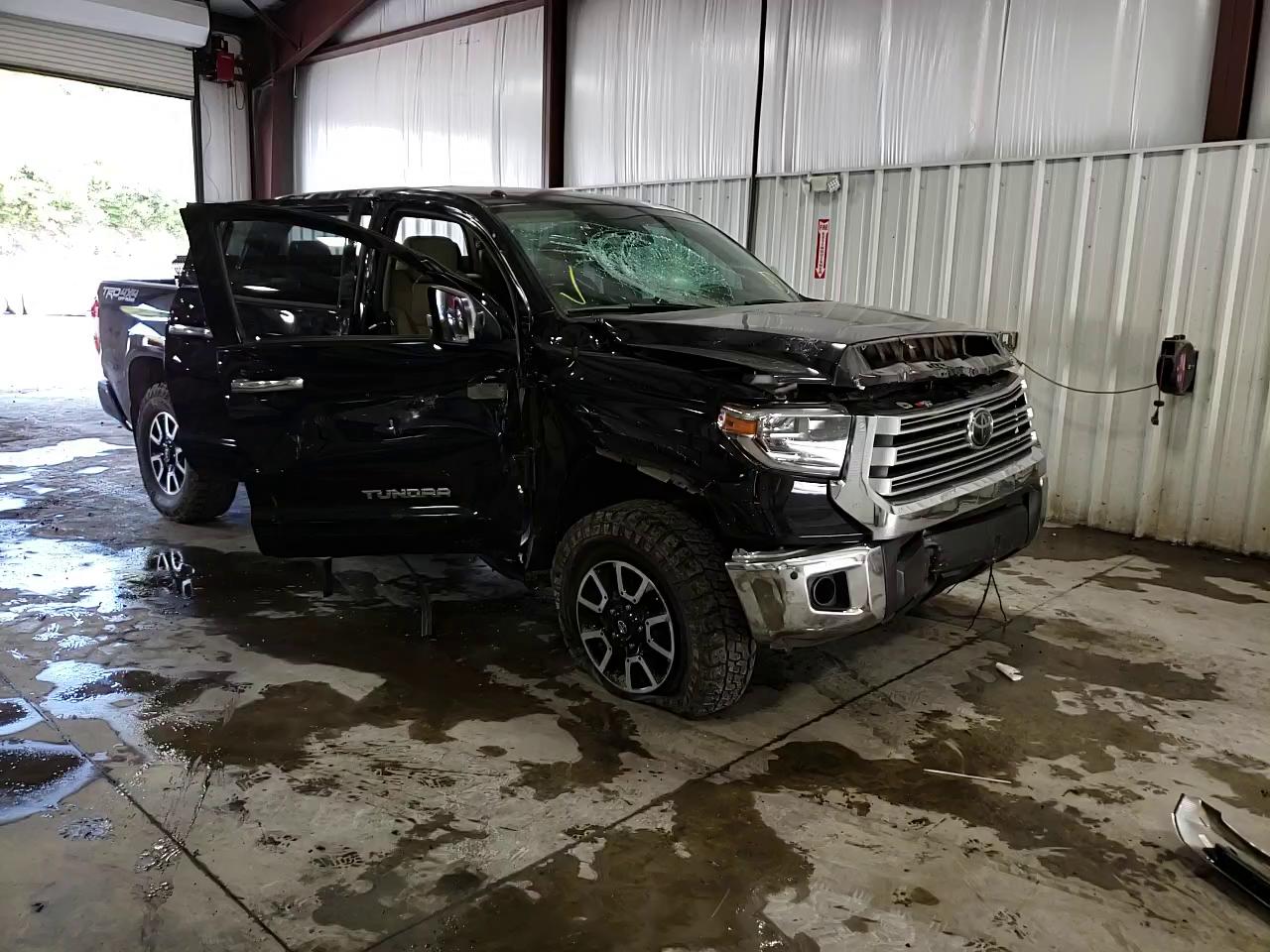 Photo 10 VIN: 5TFHY5F18JX707283 - TOYOTA TUNDRA CRE 