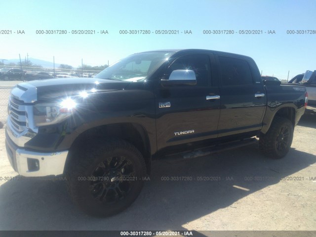 Photo 1 VIN: 5TFHY5F18JX769069 - TOYOTA TUNDRA 4WD 