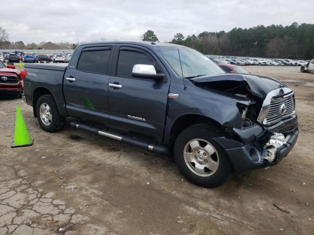 Photo 3 VIN: 5TFHY5F19AX100308 - TOYOTA TUNDRA CRE 