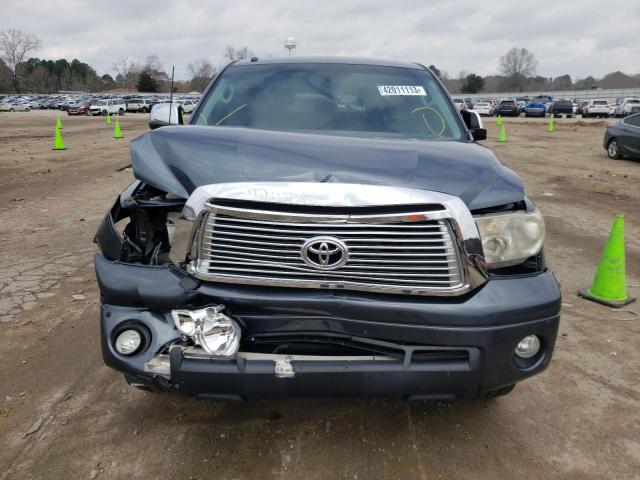 Photo 4 VIN: 5TFHY5F19AX100308 - TOYOTA TUNDRA CRE 