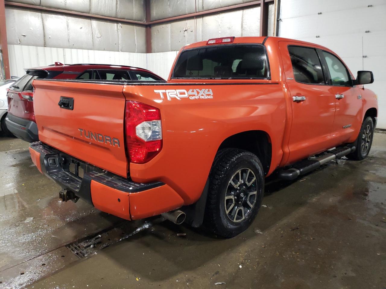 Photo 2 VIN: 5TFHY5F19GX544250 - TOYOTA TUNDRA 