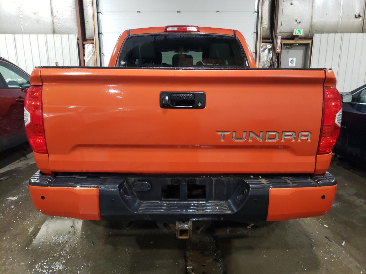 Photo 5 VIN: 5TFHY5F19GX544250 - TOYOTA TUNDRA 