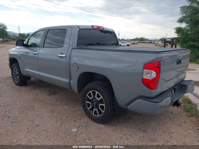 Photo 2 VIN: 5TFHY5F19JX728918 - TOYOTA TUNDRA 