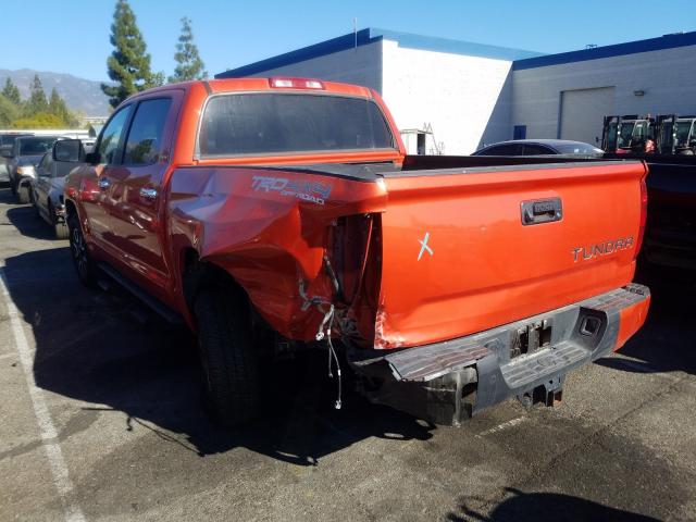 Photo 2 VIN: 5TFHY5F19JX741202 - TOYOTA TUNDRA CRE 