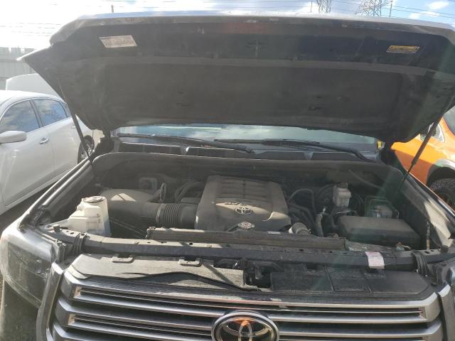 Photo 10 VIN: 5TFHY5F19KX793396 - TOYOTA TUNDRA CRE 