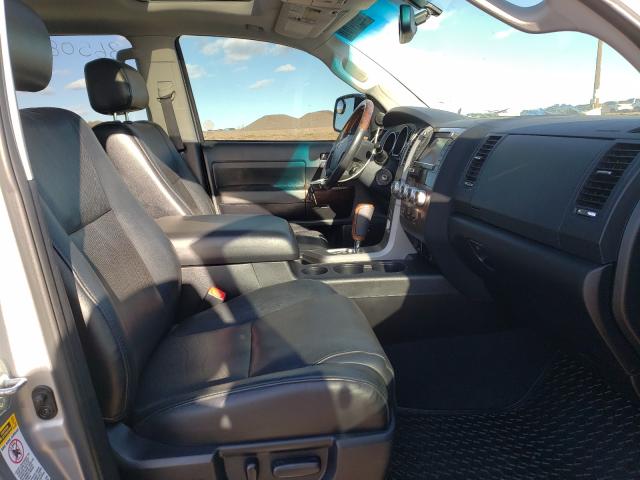 Photo 4 VIN: 5TFHY5F1XBX163080 - TOYOTA TUNDRA CRE 