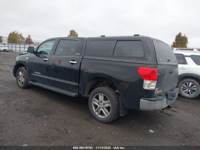 Photo 2 VIN: 5TFHY5F1XCX240497 - TOYOTA TUNDRA 4WD TRUCK 