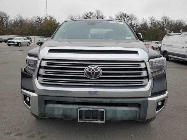 Photo 4 VIN: 5TFHY5F1XJX776444 - TOYOTA TUNDRA CRE 