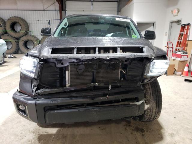 Photo 4 VIN: 5TFHY5F1XMX027275 - TOYOTA TUNDRA CRE 