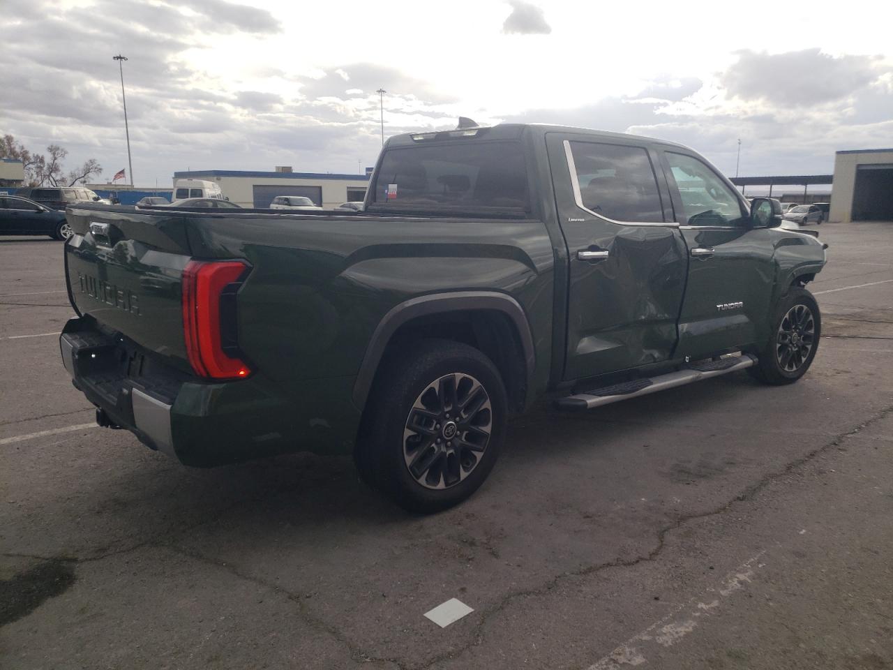 Photo 2 VIN: 5TFJA5AB8NX005332 - TOYOTA TUNDRA 