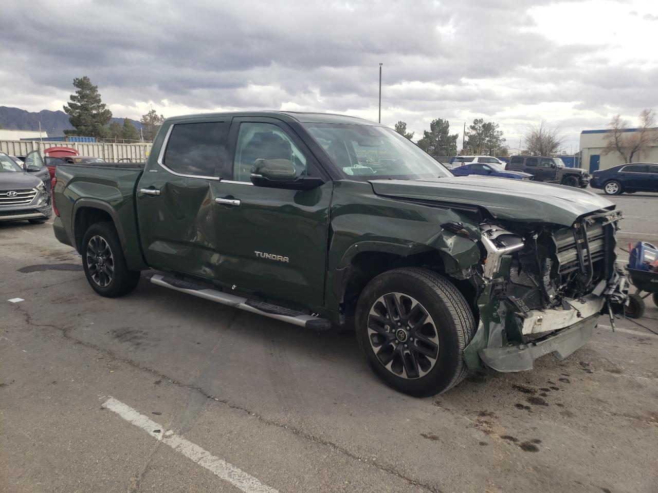 Photo 3 VIN: 5TFJA5AB8NX005332 - TOYOTA TUNDRA 