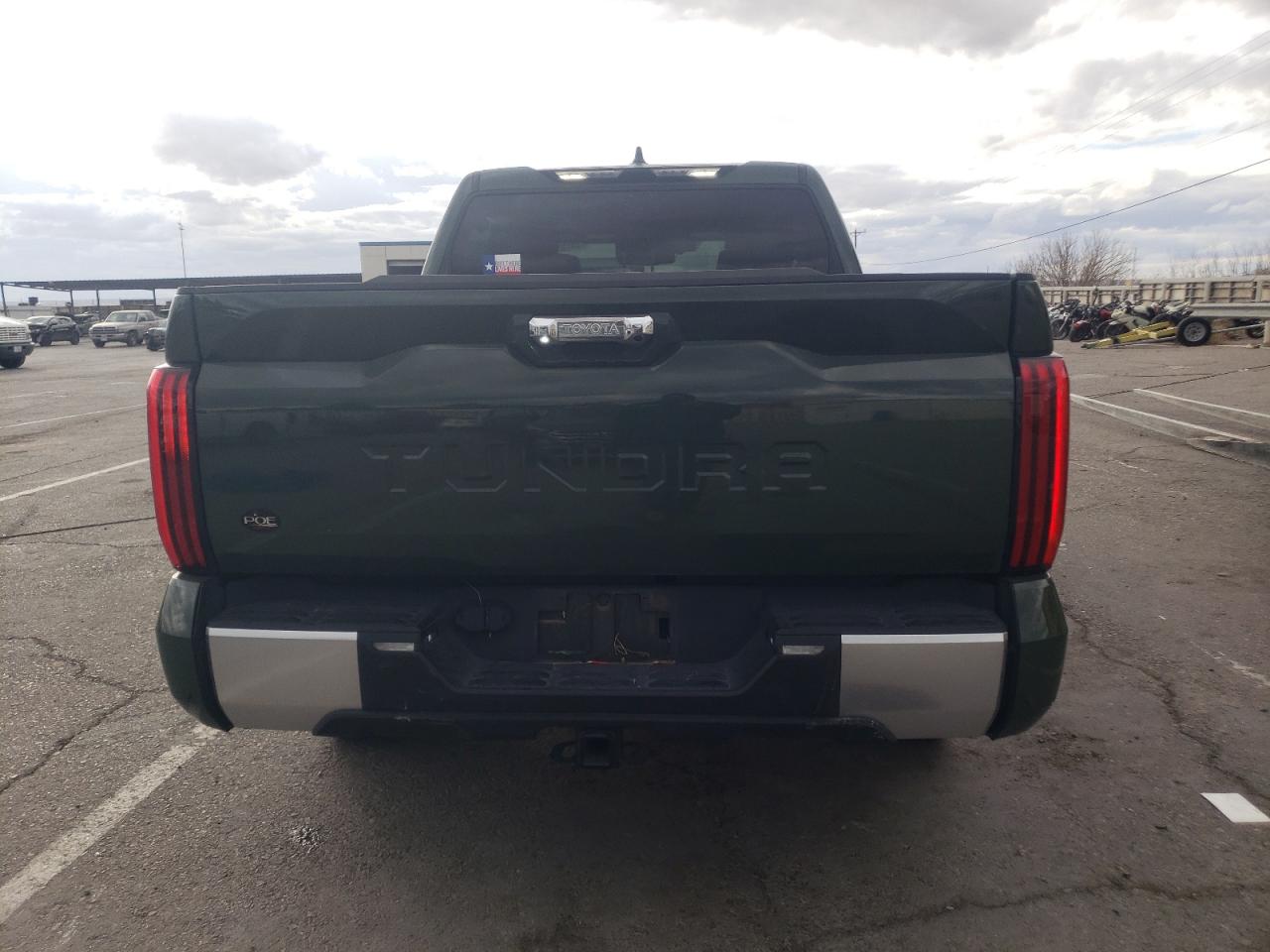 Photo 5 VIN: 5TFJA5AB8NX005332 - TOYOTA TUNDRA 