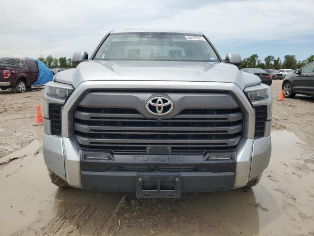 Photo 4 VIN: 5TFJA5BC9NX001507 - TOYOTA TUNDRA CRE 